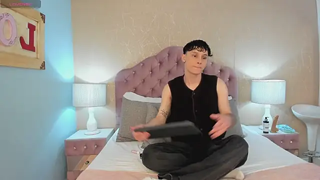 LephyStar online show from June 9, 2026, 3:51 am
