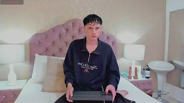 LephyStar online show from July 19, 2026, 11:45 pm