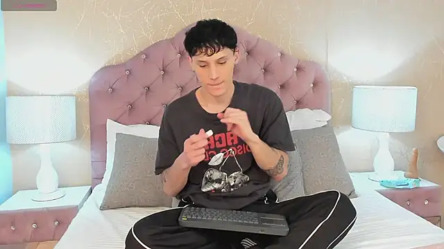 LephyStar online show from June 17, 2026, 3:50 am