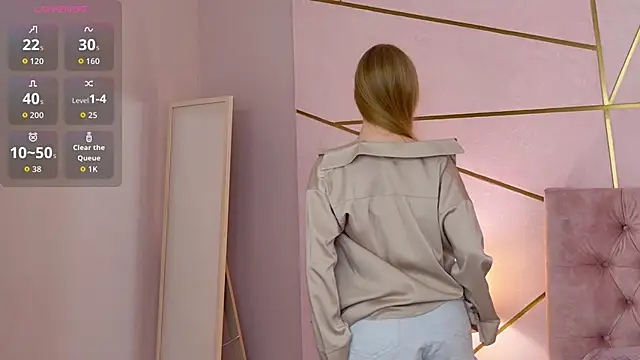 Snapshot of NoraWells chatting on April 3, 2026, 5:36 am NoraWells online show from April 3, 2026, 5:36 am