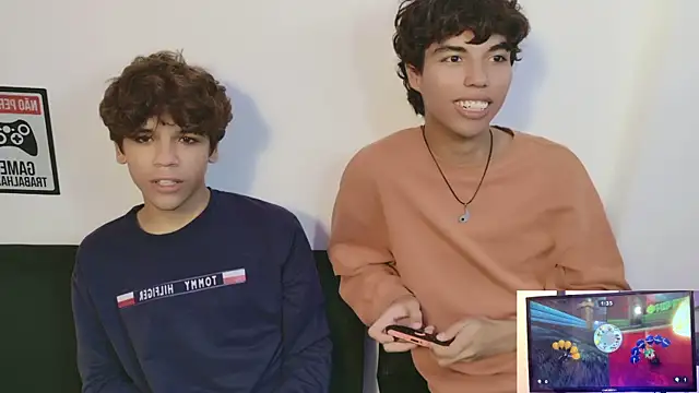 Mael Twink online show from July 31, 2026, 5:18 am