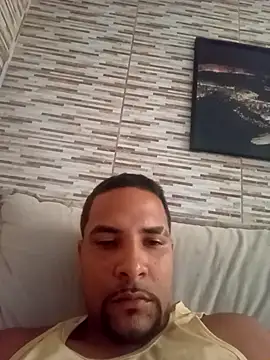 Snapshot of Tomajek95 chatting on March 29, 2026, 3:46 pm Tomajek95 online show from March 29, 2026, 3:46 pm