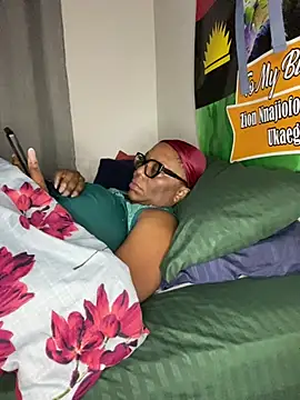 BoobsQueeen online show from July 1, 2026, 4:46 am