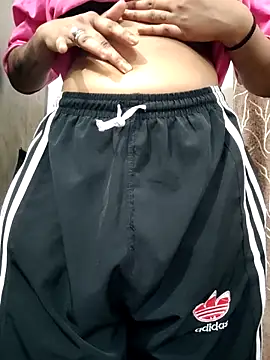 Snapshot of Pinky-hot11 chatting on March 29, 2026, 7:32 am Pinky-hot11 online show from March 29, 2026, 7:32 am