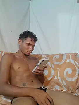 Snapshot of zack_evanz chatting on April 16, 2026, 1:17 am zack evanz online show from April 16, 2026, 1:17 am