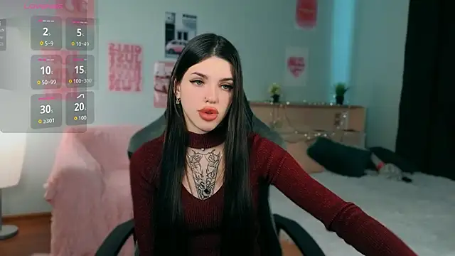 molly rettyy online show from June 26, 2026, 4:51 am