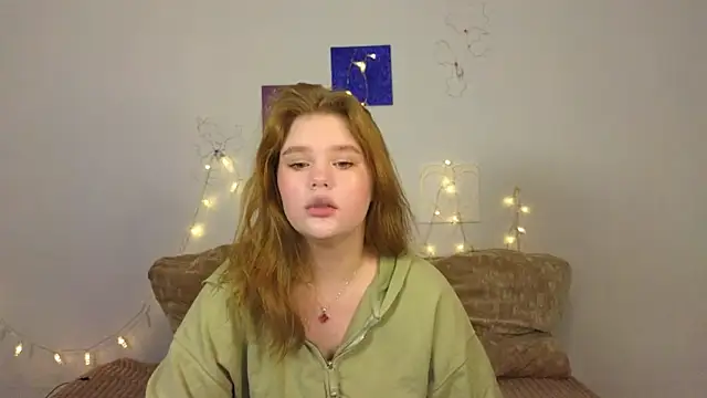 Snapshot of BeautifulPleasureFairy chatting on April 12, 2026, 9:45 am BeautifulPleasureFairy online show from April 12, 2026, 9:45 am