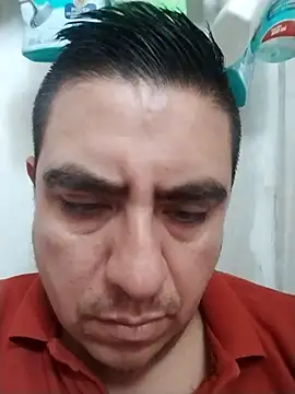 Snapshot of Manuel3910 chatting on May 1, 2026, 6:02 pm Manuel3910 online show from May 1, 2026, 6:02 pm