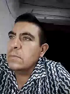 Snapshot of Manuel3910 chatting on May 4, 2026, 6:06 am Manuel3910 online show from May 4, 2026, 6:06 am