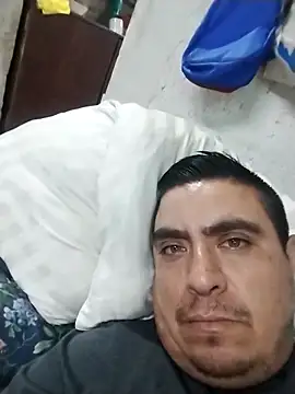 Snapshot of Manuel3910 chatting on June 9, 2026, 4:46 am Manuel3910 online show from June 9, 2026, 4:46 am
