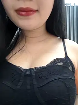 LindaBsexy online show from April 2, 2026, 4:02 pm