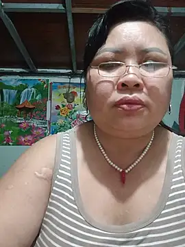 Monglan-c online show from June 26, 2026, 2:23 pm