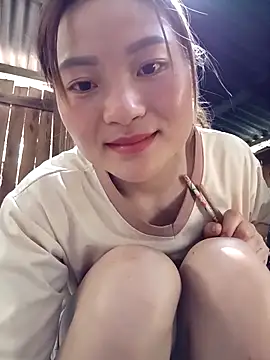 -Tipo- online show from March 31, 2026, 4:03 am