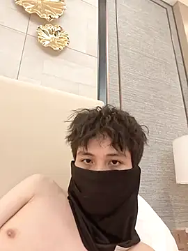 ZJQ-sss online show from April 30, 2026, 3:41 pm