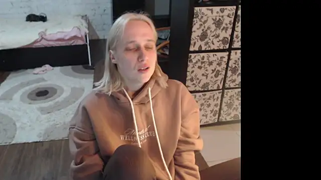 Snapshot of Sweet_hot_shrmp chatting on April 9, 2026, 6:47 pm Sweet hot shrmp online show from April 9, 2026, 6:47 pm