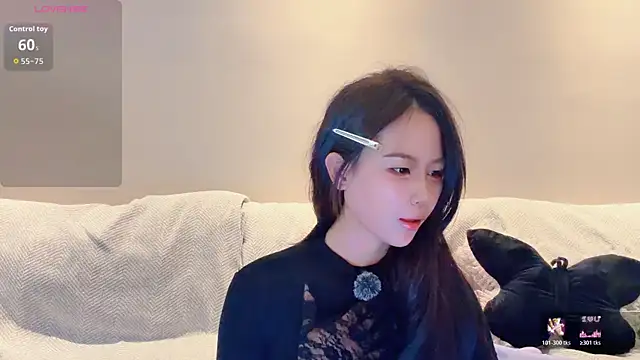 huxierbaby online show from April 26, 2026, 11:40 am