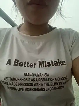 Snapshot of Gina-li chatting on April 15, 2026, 11:27 am Gina-li online show from April 15, 2026, 11:27 am