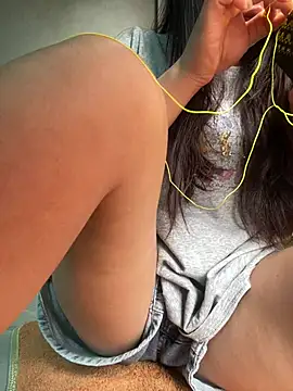 Snapshot of Gina-li chatting on April 7, 2026, 1:18 am Gina-li online show from April 7, 2026, 1:18 am