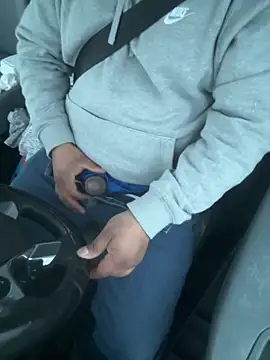 jlc069 online show from April 7, 2026, 10:28 am