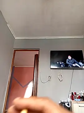 NegiSouza157 online show from April 2, 2026, 5:52 pm