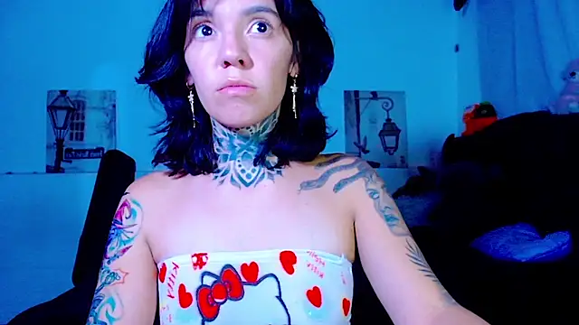 LannieGonzales online show from May 10, 2026, 10:55 pm