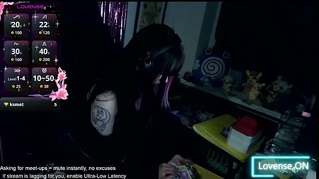 CutieTracer online show from May 9, 2026, 9:07 pm