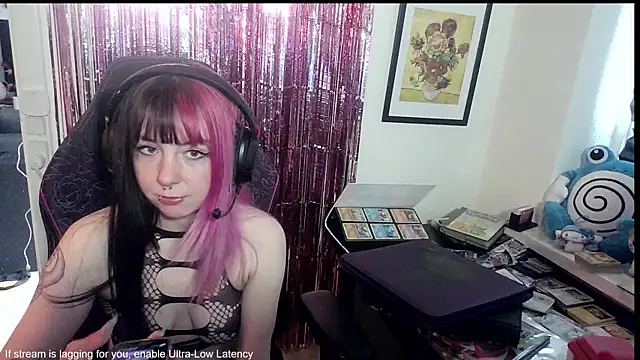 CutieTracer online show from May 7, 2026, 11:46 am