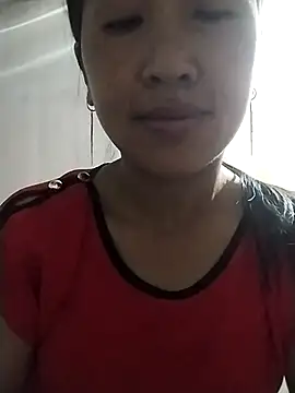Lisa-aa online show from April 18, 2026, 10:32 pm