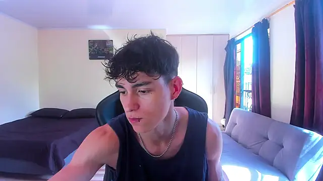 Snapshot of Luke_Chill chatting on April 21, 2026, 2:01 pm Luke Chill online show from April 21, 2026, 2:01 pm