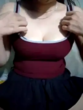 Mi-Naney online show from May 12, 2026, 10:05 pm