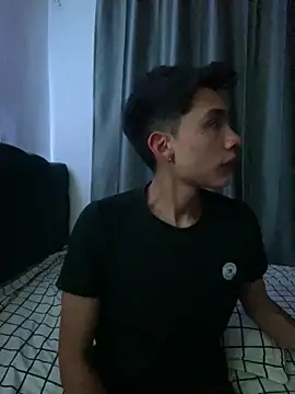 jmaxter online show from April 7, 2026, 5:09 am