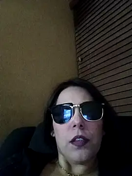 Aurora Luz001 online show from April 1, 2026, 6:59 am