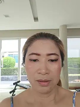 XRasee online show from May 27, 2026, 1:57 am