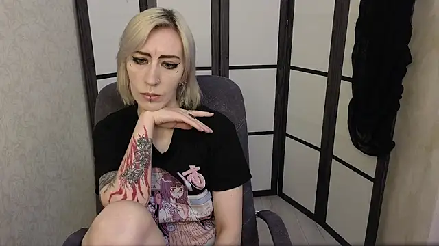 Black Orchides online show from April 7, 2026, 10:50 am