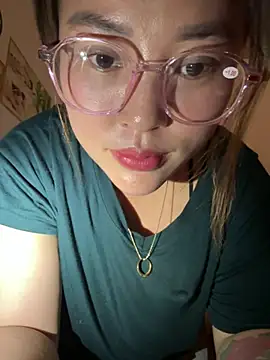 Lina-Naughty online show from May 4, 2026, 5:38 pm