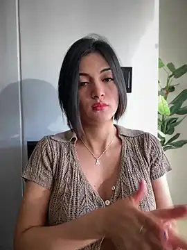 SeleneHale online show from June 8, 2026, 9:48 pm
