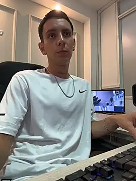 Liam Fiire online show from July 6, 2026, 11:39 am