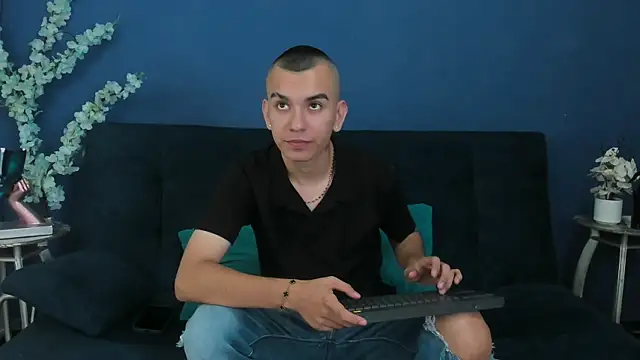 Rowan Cley online show from July 19, 2026, 7:54 pm