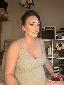 taylorsunshine online show from June 21, 2026, 10:37 pm
