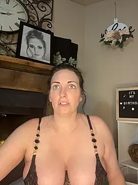 taylorsunshine online show from July 18, 2026, 7:44 pm