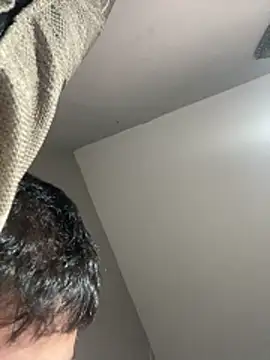 youmeloveyou online show from April 3, 2026, 7:09 pm