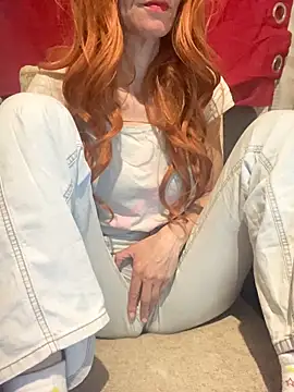 Snapshot of Marta_milf chatting on March 31, 2026, 10:12 pm Marta milf online show from March 31, 2026, 10:12 pm