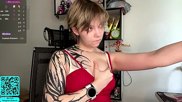 MadalynNosel online show from May 12, 2026, 7:16 am