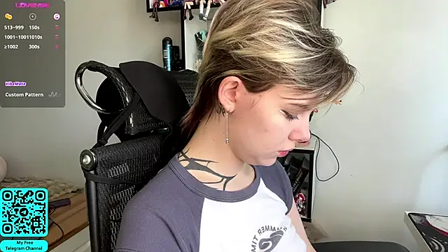 MadalynNosel online show from May 5, 2026, 7:11 am
