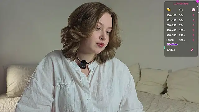 low signal online show from May 9, 2026, 7:28 pm