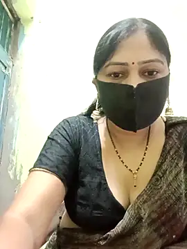 Pinki-girl online show from May 17, 2026, 4:12 am