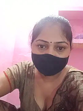 Pinki-girl online show from July 26, 2026, 7:15 am