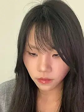 Lina 577 online show from April 12, 2026, 6:38 am