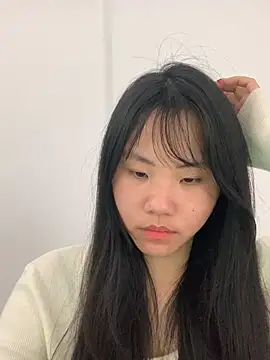 Lina 577 online show from April 10, 2026, 6:31 am