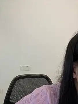 Snapshot of Mina_ovo chatting on April 6, 2026, 8:15 am Mina ovo online show from April 6, 2026, 8:15 am